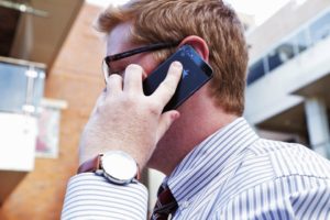 Jak najít zaměstnance či obchodní partnery po telefonu